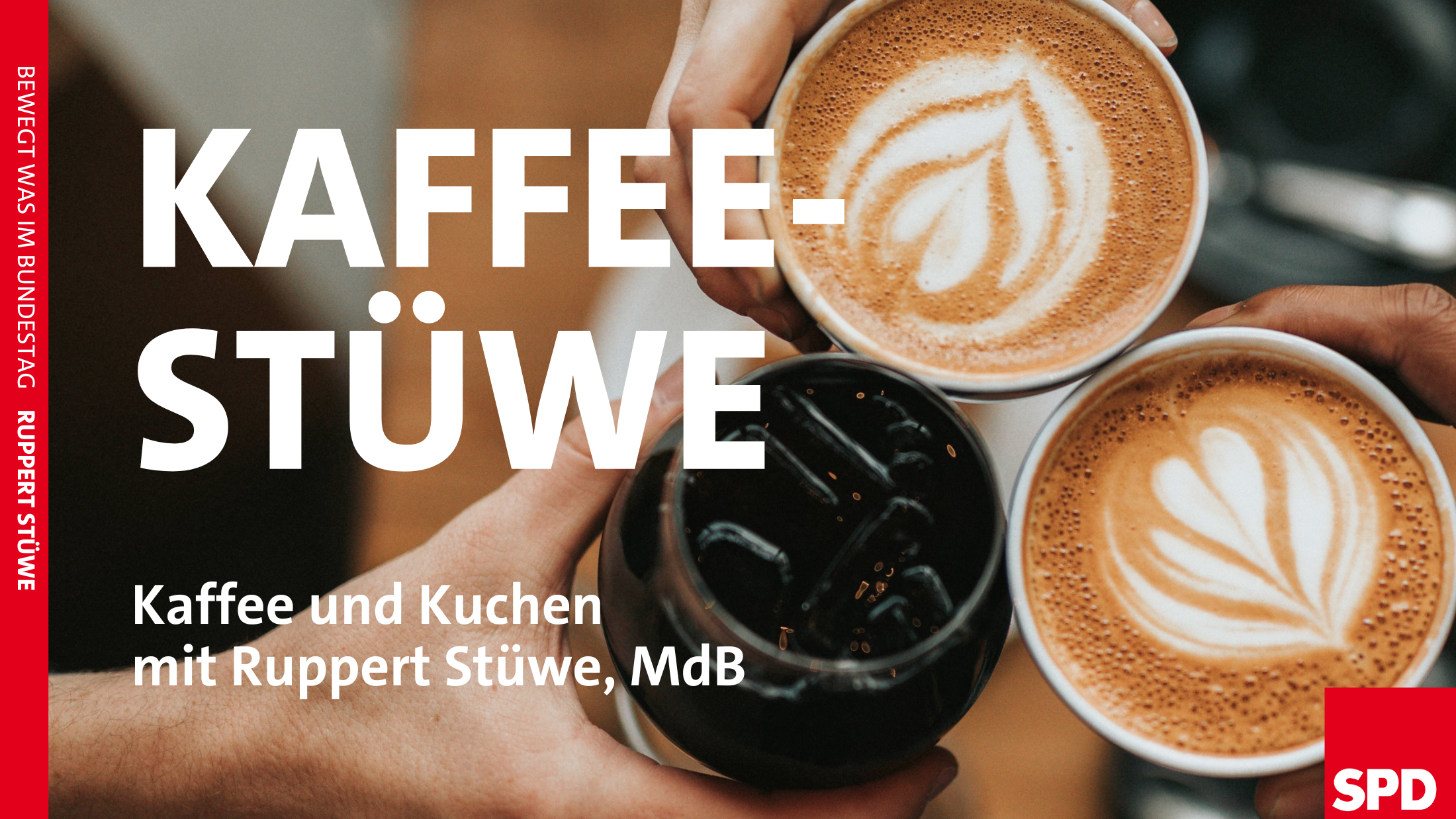 drei Kaffeetassen mit Kaffee