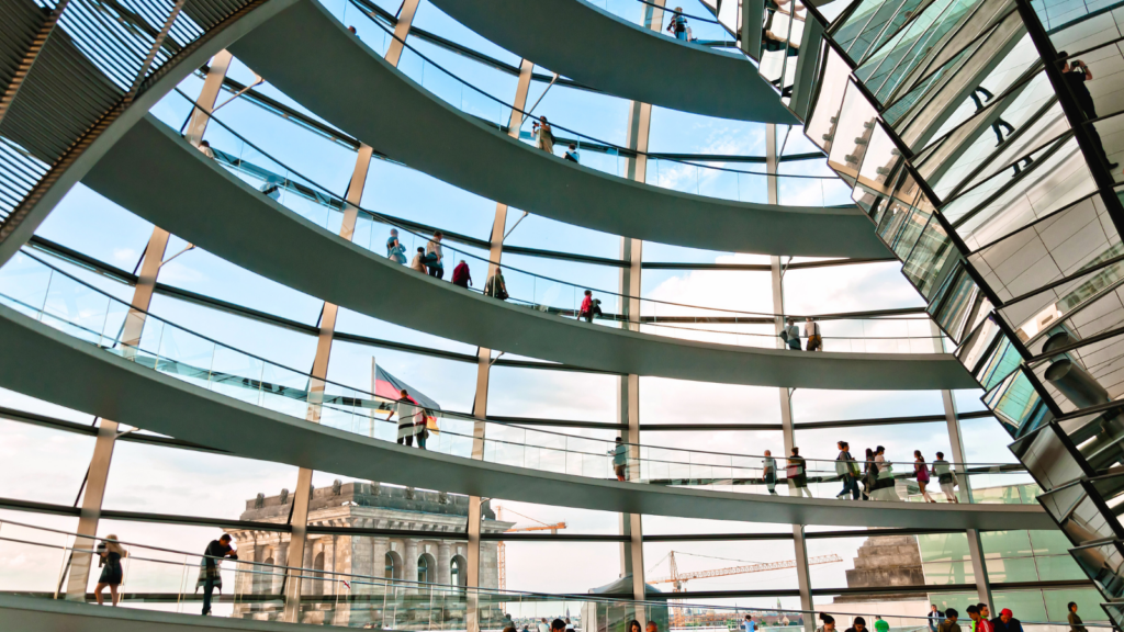 Kuppel im Reichstagsgebäude des Deutschen Bundestages